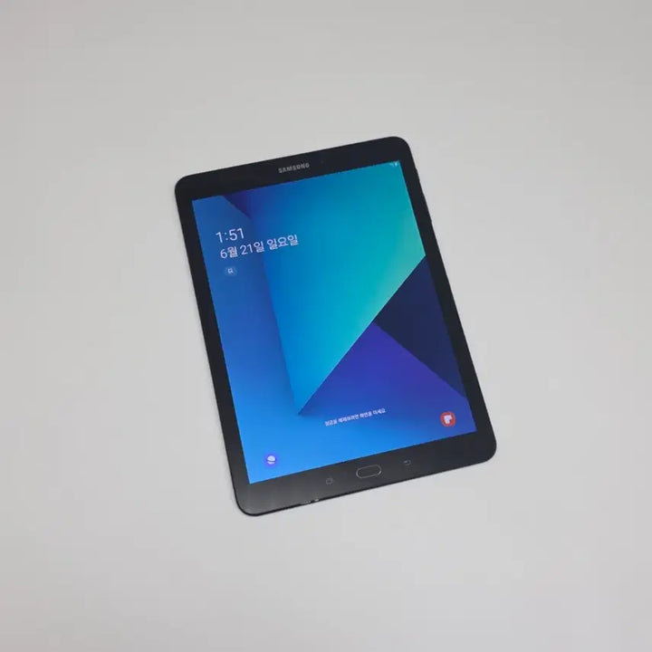 [BUNJANG] Samsung Galaxy Tab S3 9.7 WiFi 32GB Tablet (Parts/Repair) / (B급)삼성 갤럭시탭 S3 9.7 WiFi 유튜브,넷플,영상용 태블릿PC