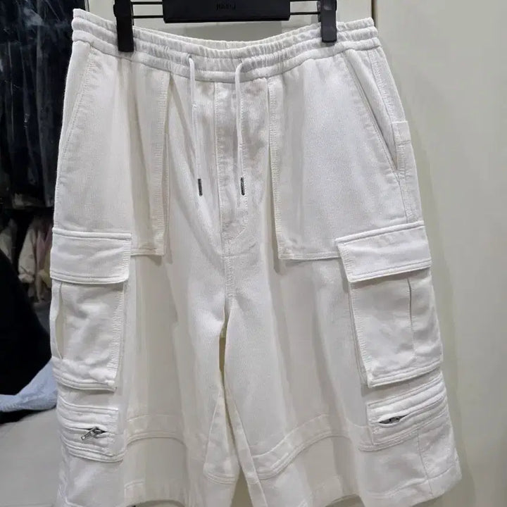 [BUNJANG] Juun.J 25SS Bermuda Shorts Size 50 / 25ss 준지 버뮤다 팬츠 50사이즈