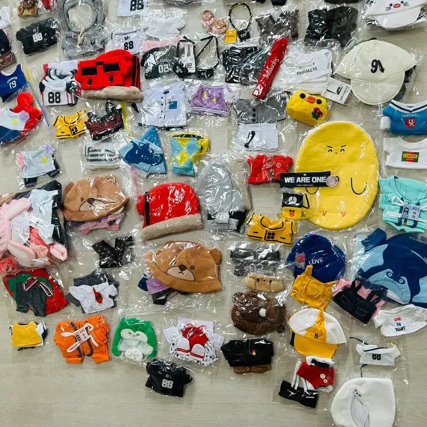 [BUNJANG] EXO Kai Custom Doll Clothes Bundle Set / EXO KAI 엑소 카이 커스텀 인형옷 일괄판매