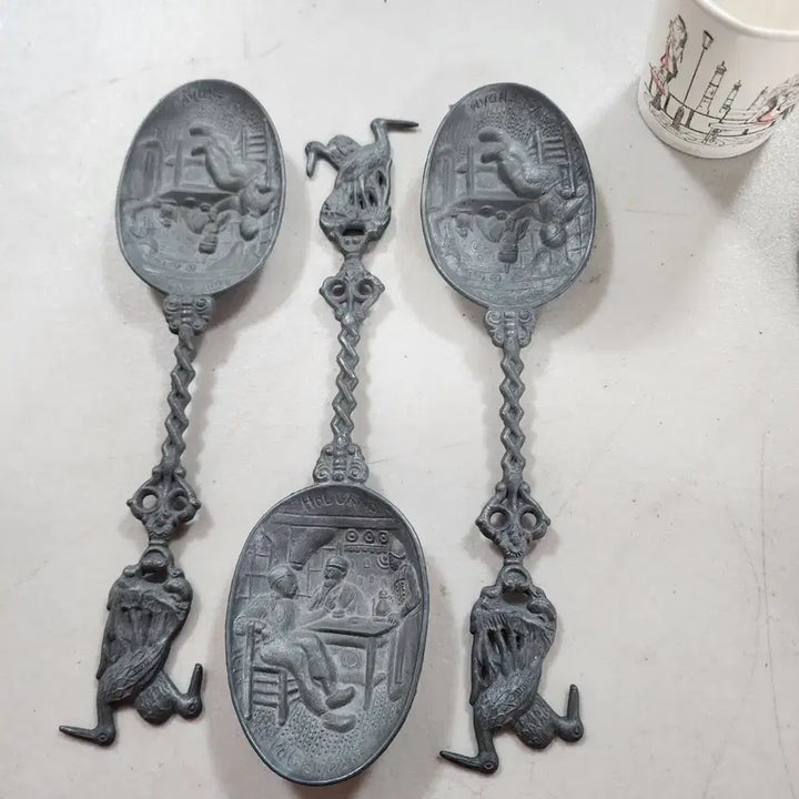 [BUNJANG] Vintage Holland Zinc Alloy Figurine (22cm) / 1개에15000원 옛날 홀랜드(네덜란드)  아연합금 높이22cm