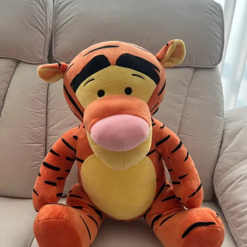 [BUNJANG] Disney Tigger Large Plush Doll 45cm / 디즈니 캐릭터 티거 인형 봉제인형 티거대형인형 45cm