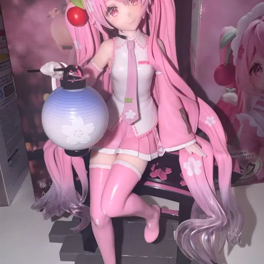 [BUNJANG] Amie-K Ver. Sakura Miku Lantern Figure / AMP 보컬로이드 사쿠라 미쿠 연등 Ver 피규어