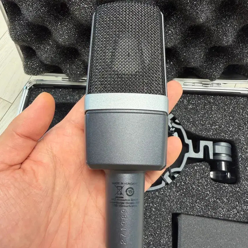 [BUNJANG] AKG C214 Condenser Microphone (Full Box) / AKG C214 콘덴서 마이크 풀박스 정리합니다
