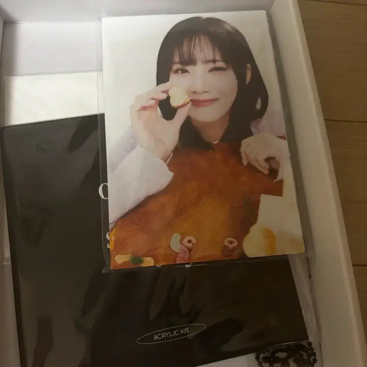 [BUNJANG] fromis_9 Park Ji-won 2023 Birthday Box / 프로미스나인 박지원 2023생일키트 생일박스 단순개봉