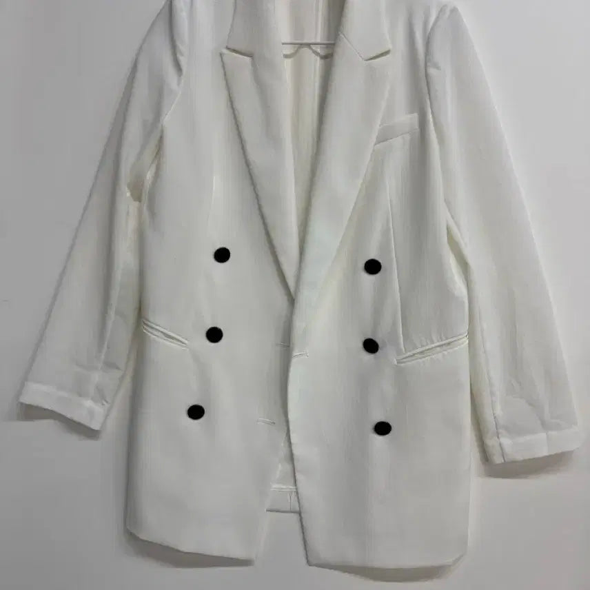 [BUNJANG] Sisley Double Button Jacket White / 더블 버튼 재킷 화이트.