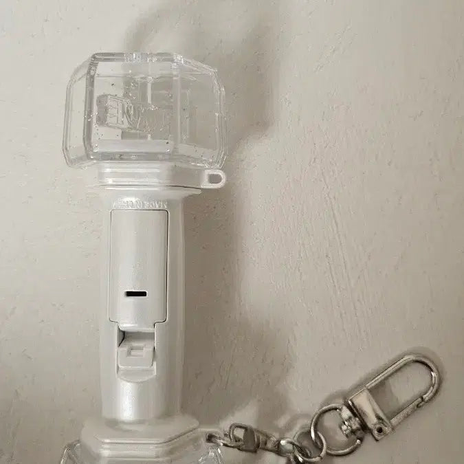 [BUNJANG] PLAVE Mini Lightstick Keychain / 플레이브 미니 응원봉 키링