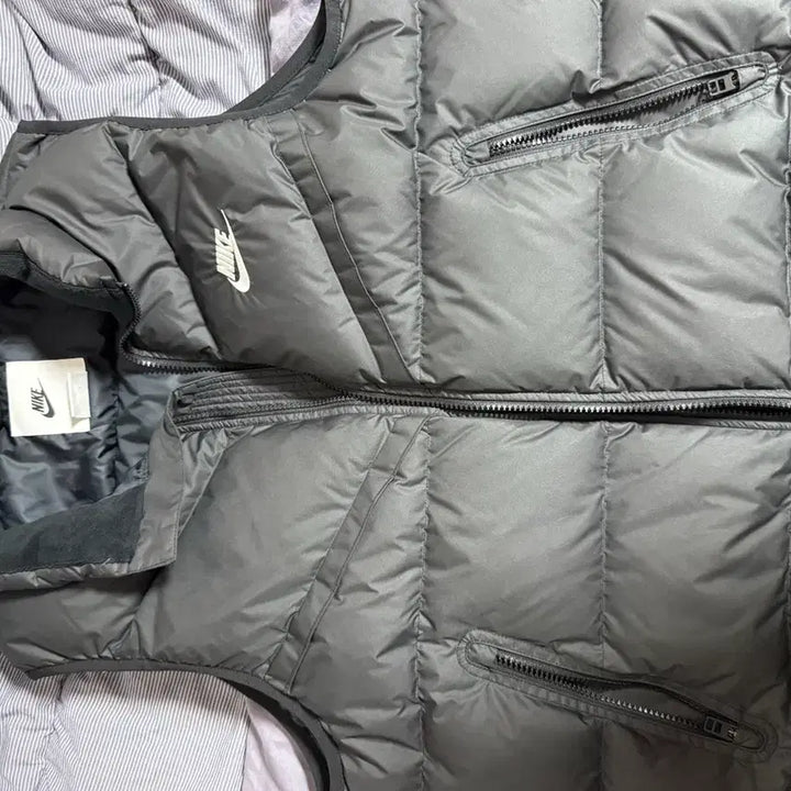 [SOLD OUT] 나이키 조끼패딩