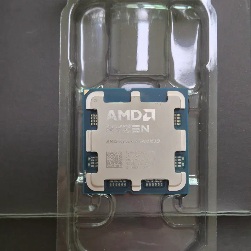[BUNJANG] AMD Ryzen 7 9800X3D Processor / AMD 라이젠7-6세대 9800X3D 정품 판매
