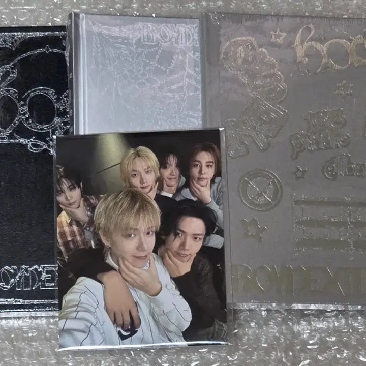 [BUNJANG] BOYNEXTDOOR HOME Vol.1 Normal Edition 3 Versions Set + Weverse Shop POB Photocard / (미개봉) 보넥도 홈 일반반 3종 세트 + 위버스샵 특전