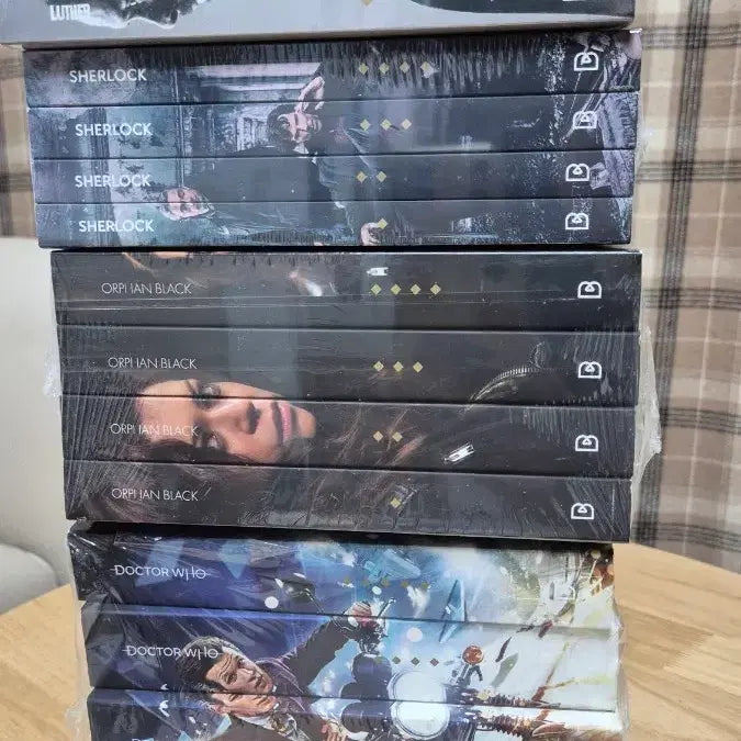 [BUNJANG] Brit English BBC Drama Scripts Collection Vol. 17 (Sealed) / BBC 드라마 대본집 17권 일괄판매(미개봉)