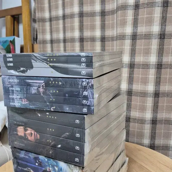 [BUNJANG] Brit English BBC Drama Scripts Collection Vol. 17 (Sealed) / BBC 드라마 대본집 17권 일괄판매(미개봉)