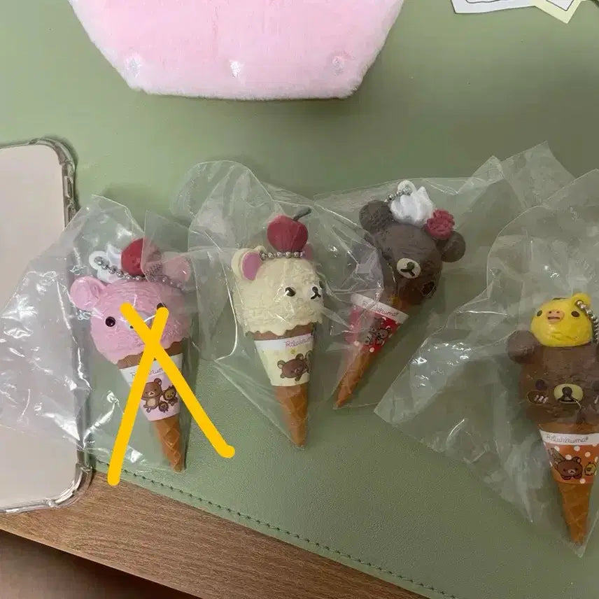 [SOLD OUT] 리락쿠마 아이스크림 키링 판매 일괄우대