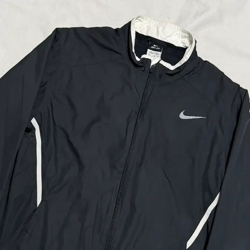 [BUNJANG] Nike Windbreaker Jacket XXL / XXL 나이키 바람막이