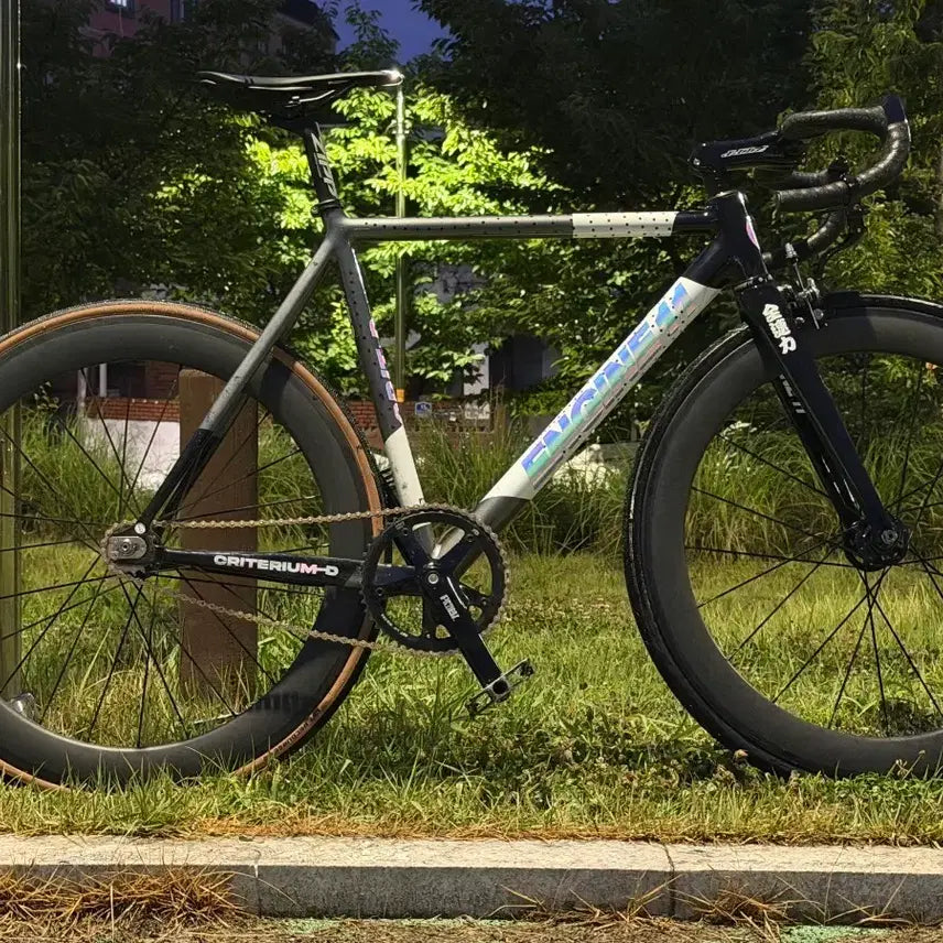 [BUNJANG] Engine11 Crit.D 2025 Neon Charcoal Frame / 엔진11 크릿디