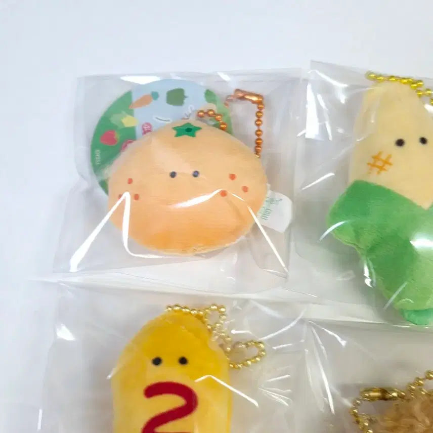 [BUNJANG] Tsuburana Hitomi "Cute Eyeball" Keychain Doll Set (Corn, Tangerine, Menchikatsu, Hotdog) / 귀여운 눈동자 키링 인형가챠 츠부라나히토미 (옥수수 귤 멘치카츠 핫도그)