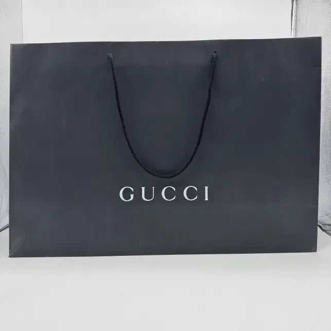 [BUNJANG] Assorted Luxury Shopping Bags - Gucci, Philipp Plein, Onitsuka Tiger / 명품 쇼핑백(구찌,필립플레인,오니츠카 타이거)