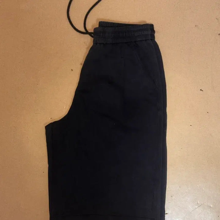 [BUNJANG] Dimitriblack Pigments Shorts / 디미트리블랙 피그먼츠 반바지