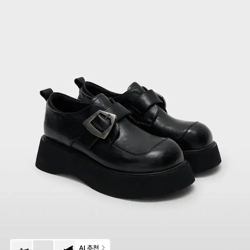 [BUNJANG] Helene Paris Microfiber Leather Buckle Loafers / 헬레네파리스 마이크로파이버 레더 버클 클로퍼