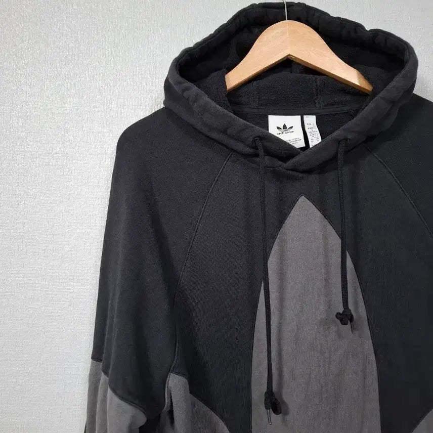 [BUNJANG] Adidas Big Trefoil Colorblock Hoodie Black/Gray XL / 아디다스 빅 트레포일 후드티 블랙/그레이 XL