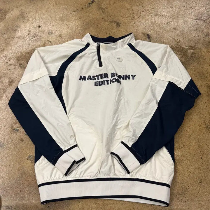 [BUNJANG] Master Bunny Edition Windbreaker Half Zip Golf Wear / [정품/4] 마스터바니 에디션 바람막이 하프집업 골프웨어