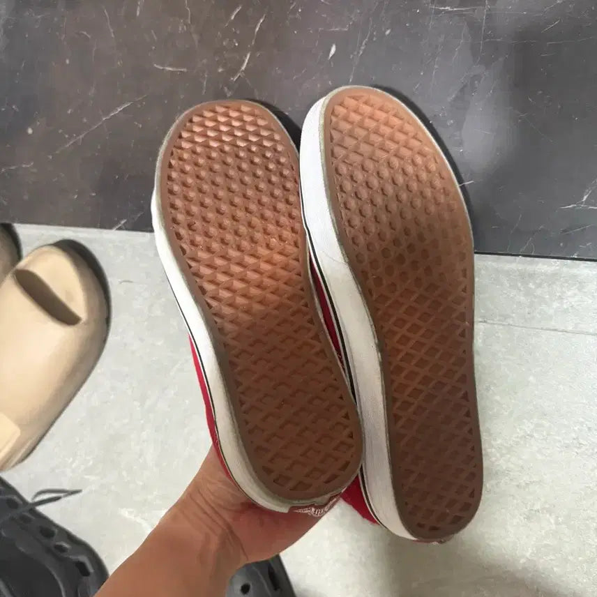 [BUNJANG] Vans Old Skool Red Sneakers / 반스 올드스쿨 레드 스니커즈