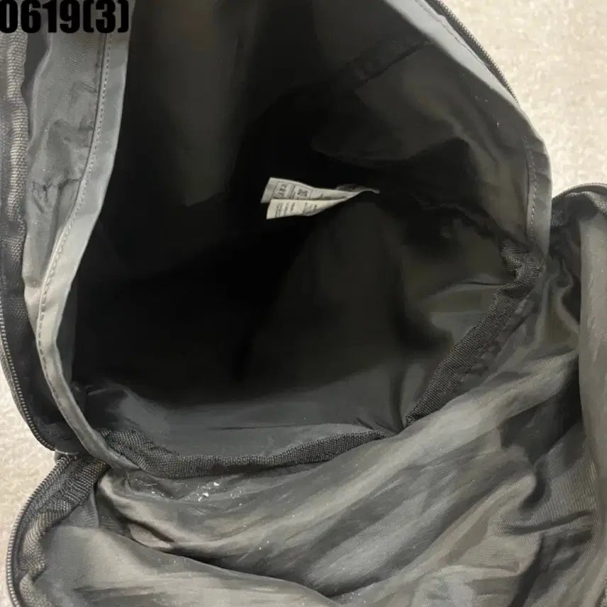 [BUNJANG] Adidas Backpack Black / 아디다스 백팩 블랙 0619