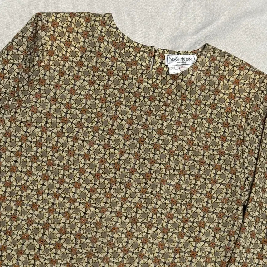[BUNJANG] Yves Saint Laurent French Pattern Blouse / 40 입생로랑 프랑스 패턴 블라우스