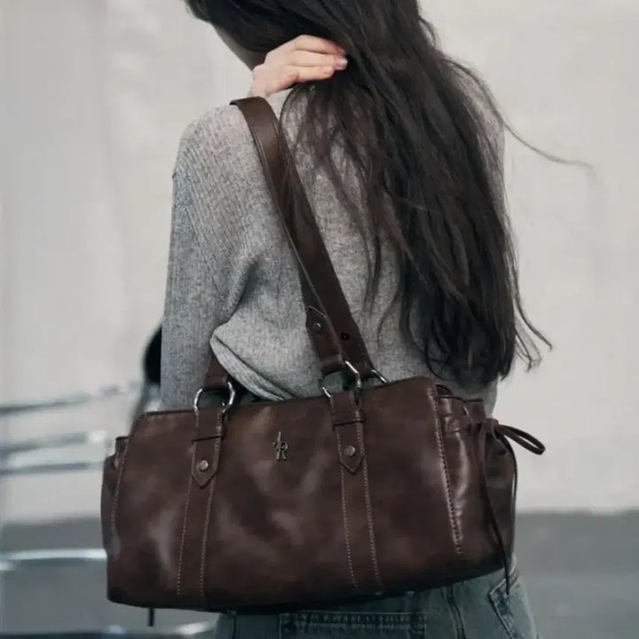 [BUNJANG] Ledery Duffle Leather Shoulder Bag Brown / 레더리 더플 레더 숄더백 브라운 가방 토트백