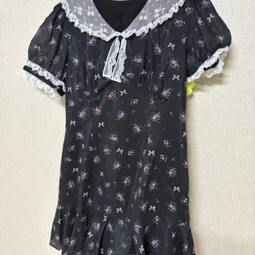 [BUNJANG] Semua Dew One Piece Dress / 쎄무아듀 원피스