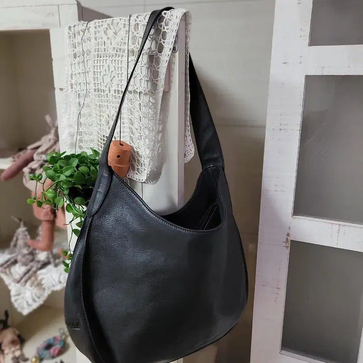 [BUNJANG] Bally Genuine Cowhide Hobo Bag / 정품 발리 소가죽 호보백