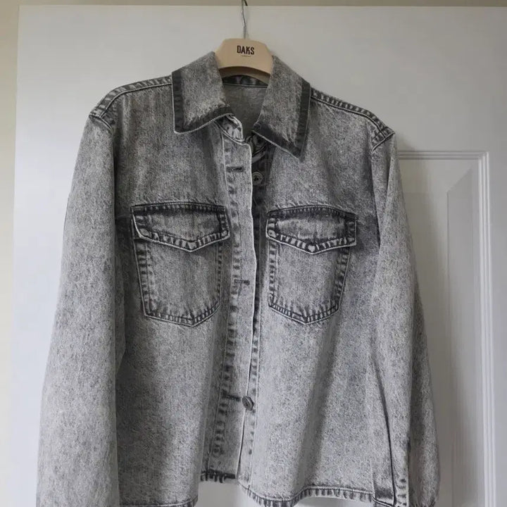 [BUNJANG] Bibi Flap Pocket Denim Shirt / 비비 플랩 포켓 데님 셔츠