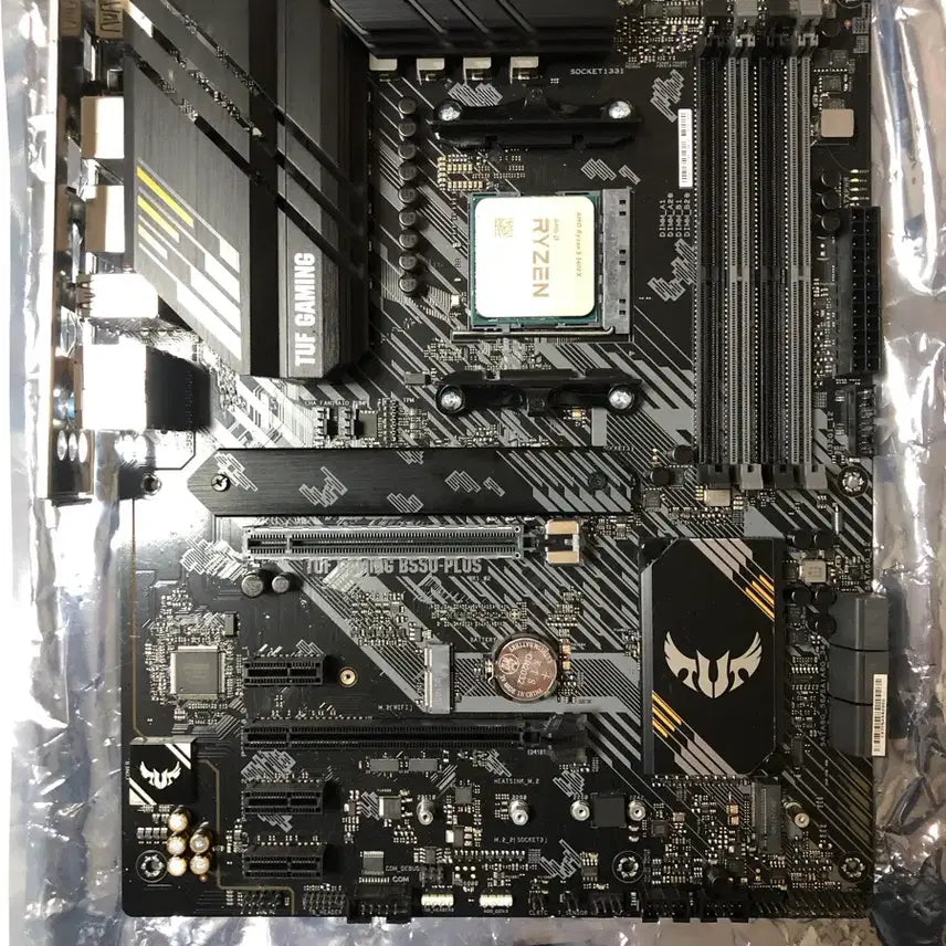 [BUNJANG] ASUS TUF GAMING B550-PLUS Motherboard / ASUS TUF GAMING B550-PLUS 메인보드