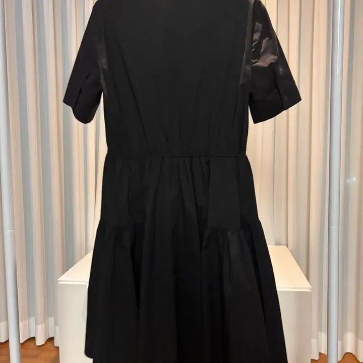 [BUNJANG] Satin Black Short Sleeve Dress / 샤틴 검정 반팔 원피스