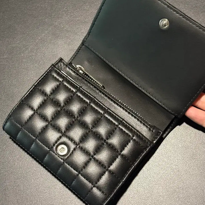 [BUNJANG] Burberry Lola CMPT Wallet 8064823 / 버버리 여성 반지갑 LOLA CMPT WALLET 8064823