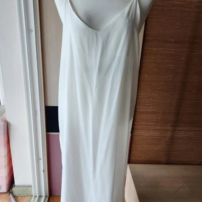 [BUNJANG] Ivory Sleeveless Maxi Dress / 나시 원피스 아이보리