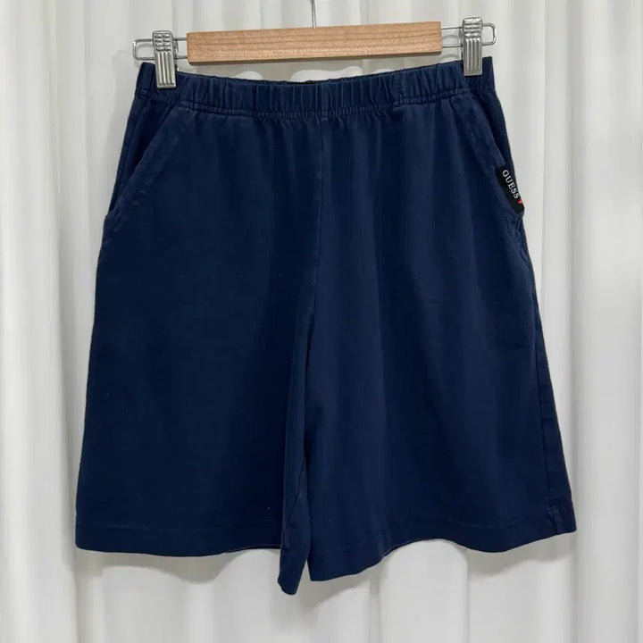 [BUNJANG] Guess Navy Shorts / guess 게스 반바지 네이비