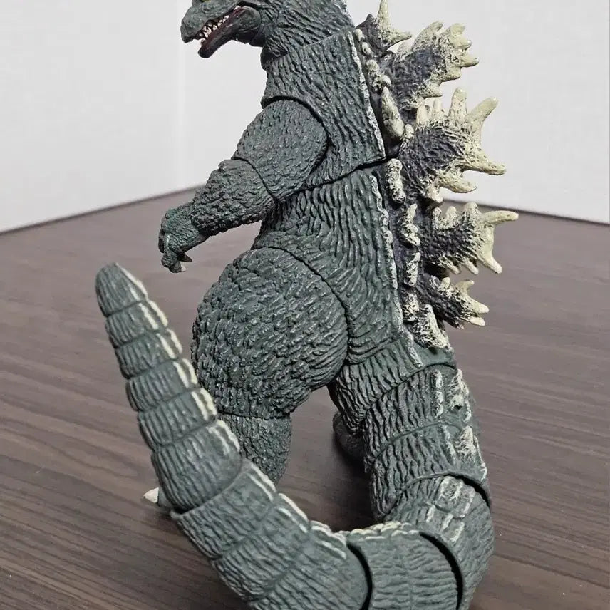 [BUNJANG] NECA Godzilla 1962 Figure / 네카 고질라 1962