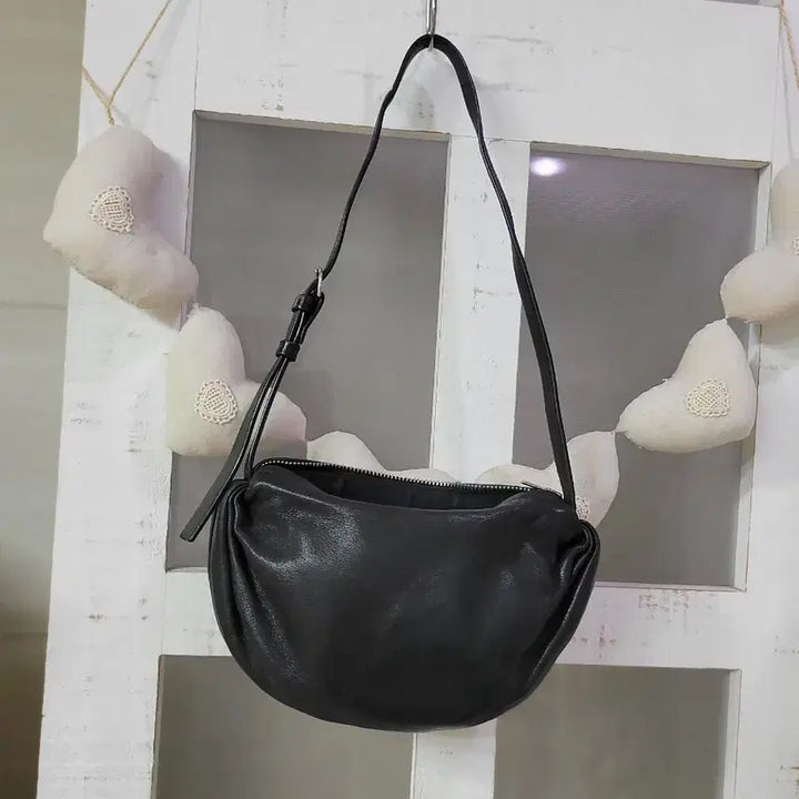 [BUNJANG] Genuine COSS Black Calfskin Mini Bag / 정품코스 블랙소가죽 미니백