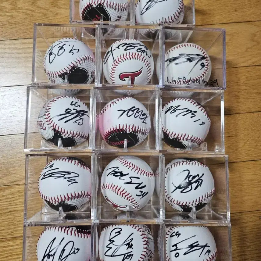 [BUNJANG] LG Twins Signed Baseball Collection / Lg트윈스 싸인볼 팔아요!
