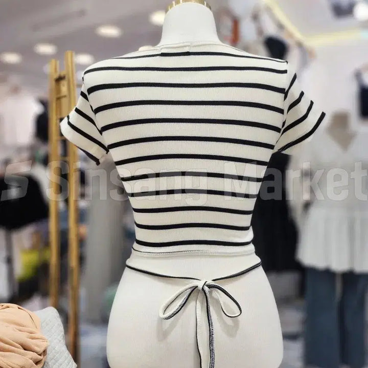 [BUNJANG] Cross Stripe Cropped Tie Top / [빠른발송] 크로스단가라크롭 여름 비치 끈 묶음 반전