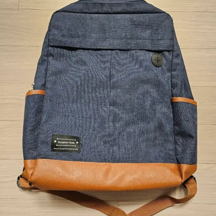 [BUNJANG] European Style Casual Backpack Navy / European Style 캐주얼 백팩 네이비