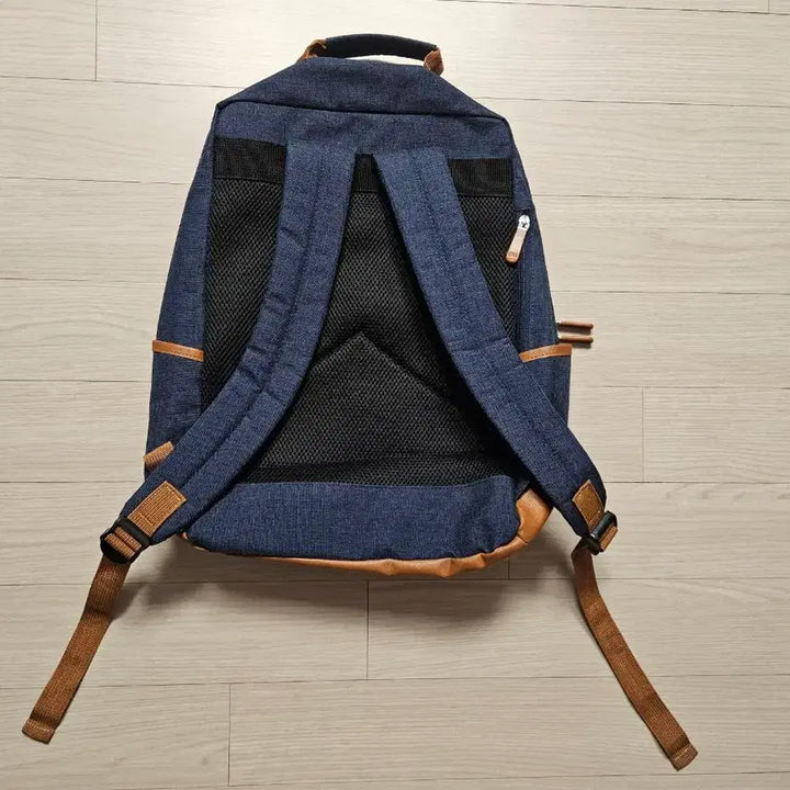 [BUNJANG] European Style Casual Backpack Navy / European Style 캐주얼 백팩 네이비
