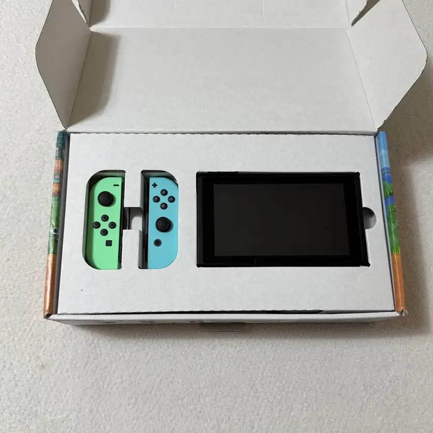 [BUNJANG] Nintendo Switch Animal Crossing Edition / 닌텐도 스위치 모여봐요 동물의숲 에디션
