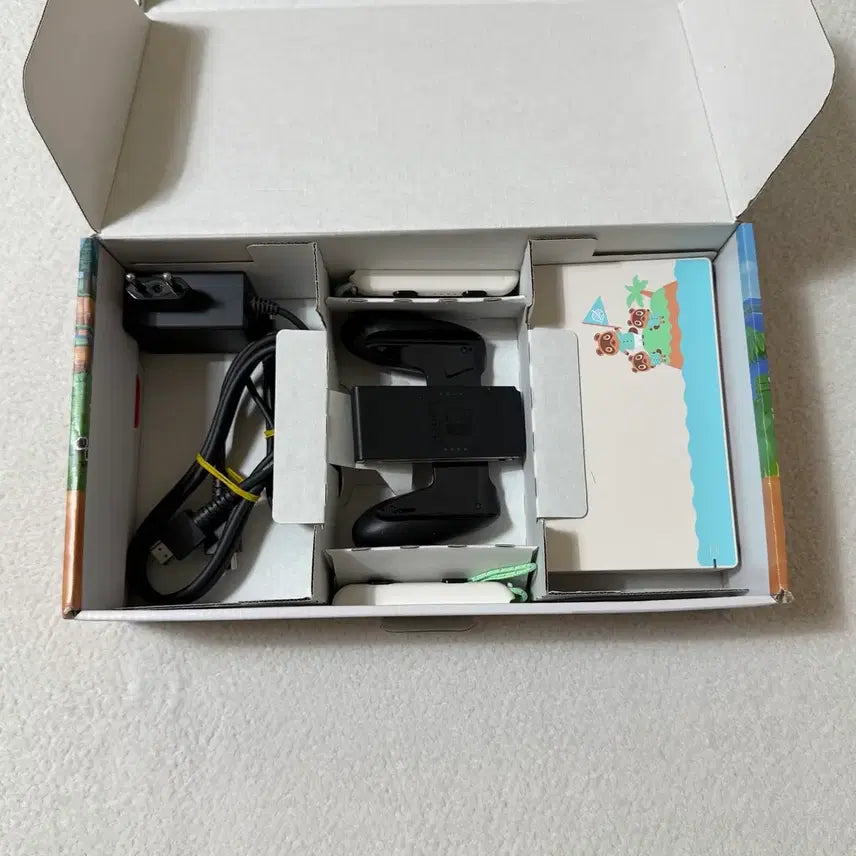 [BUNJANG] Nintendo Switch Animal Crossing Edition / 닌텐도 스위치 모여봐요 동물의숲 에디션