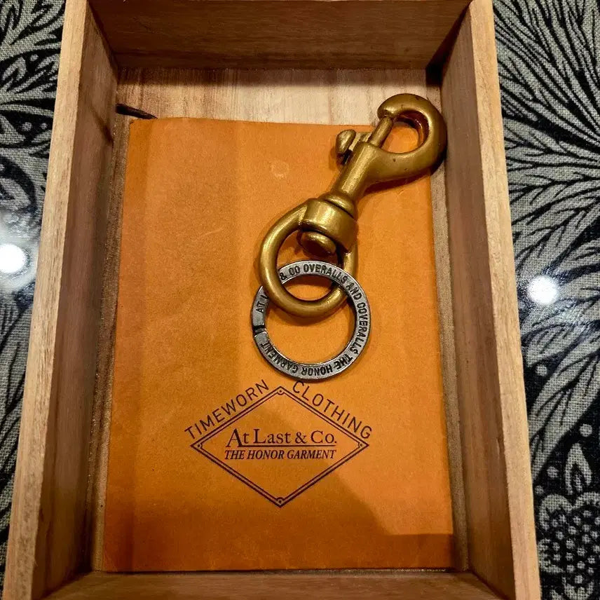 [SOLD OUT] 엣라코 브라스 키링 At Last &amp; Co.