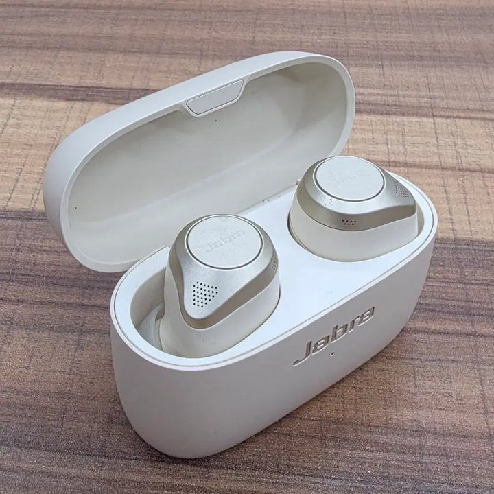 [BUNJANG] Jabra Elite 85T Bluetooth Wireless Earbuds Full Set / 자브라 85T 블루투스 무선 이어폰 풀셋