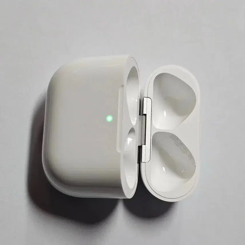 [BUNJANG] Apple AirPods 4 Right Unit and Charging Case / 에어팟4 오른쪽 유닛과 본체 케이스