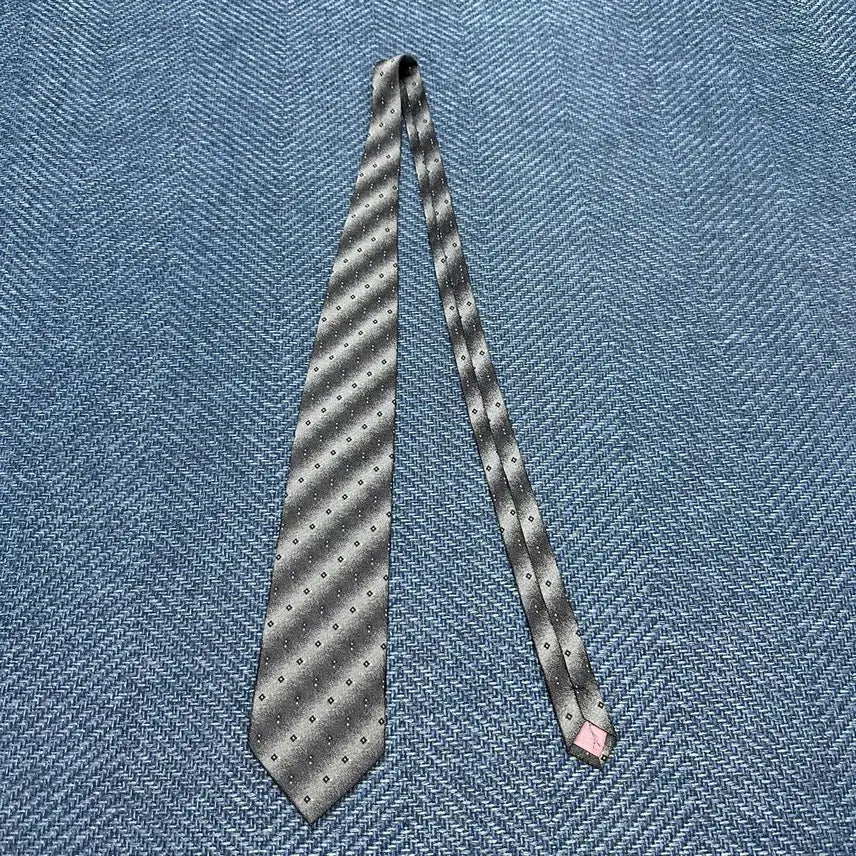 [BUNJANG] Saint Laurent Tie / [Os] 입생로랑 넥타이 만원샵