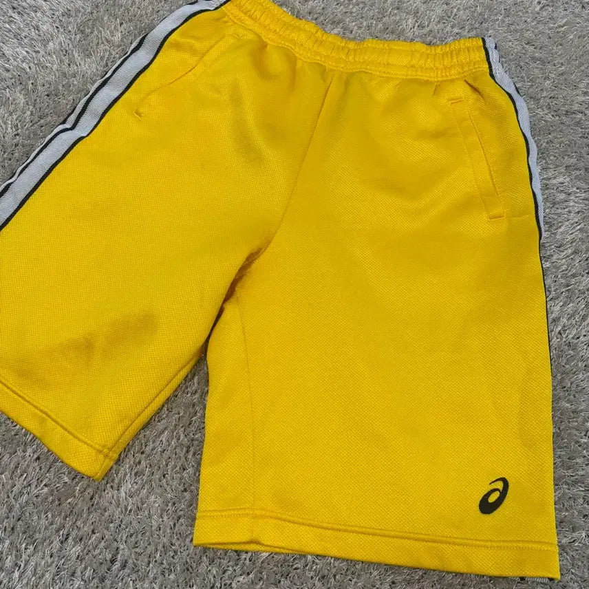[BUNJANG] Asics Running Shorts Yellow Size 34 / 일제 아식스 반바지 사이즈 34