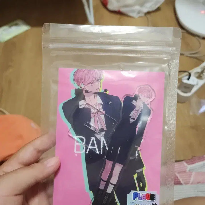 [BUNJANG] PLAVE Kimchi Fried Rice Acrylic Stand / 플레이브 김치볶음밥님 비공굿 아크릴 스탠드 양도합니다.